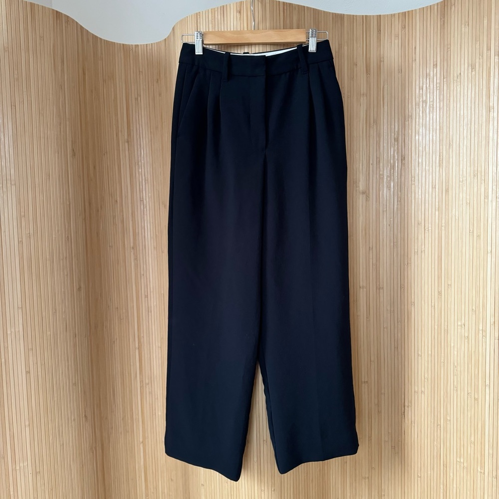Aritzia Effortless Pants